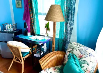 Guest Suites at Aloha Boutique Vegan B&B Inn - alcohol-free & smoke-free hotel thumbnail 6