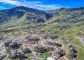Grand Summit G410 Lodge Park City hotel thumbnail 5