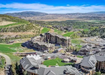 Grand Summit G412 Lodge Park City hotel thumbnail 3