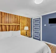 Eagles Nest Motel Unit 6 hotel detail image 4
