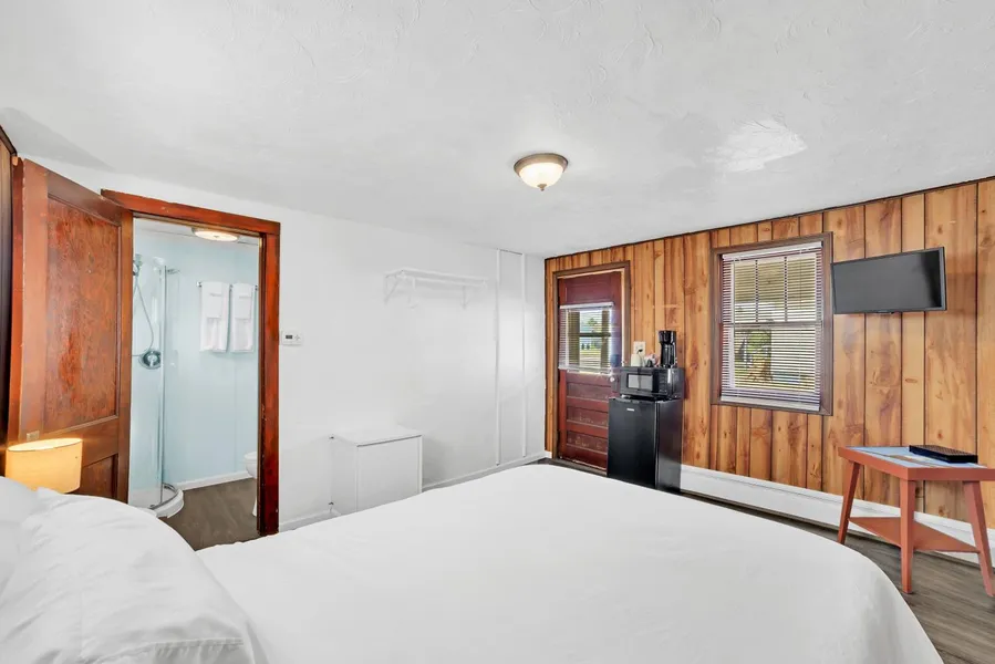 Eagles Nest Motel Unit 2 hotel detail image 6