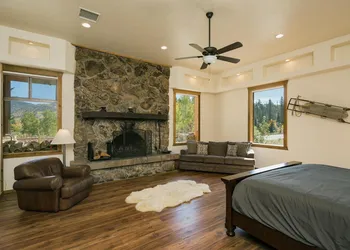 49617 HWY 550 Inn 3 Bed Listing hotel thumbnail 8