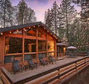 The Lodge at Uli Pines by BnB Yosemite hotel detail image 3