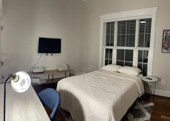 Chic Hideaway Private Double Room B&B hotel thumbnail 7
