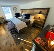 Farm Road Estate - Inn Room 3 hotel detail image 7
