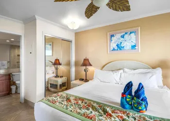 K B M Resorts Maui Banyan MBY-H413 NEW Remodeled 1B MB retreat with AC hotel thumbnail 4