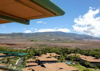 K B M Resorts- HKK-816 Over-sized 1Bd 750ft easy pool and beach access remodeled hotel thumbnail 2
