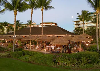 K B M Resorts- HKK-816 Over-sized 1Bd 750ft easy pool and beach access remodeled hotel thumbnail 6
