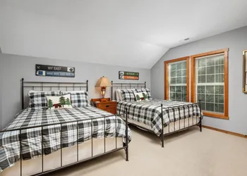 Lazy Bear Lodge hotel thumbnail 7