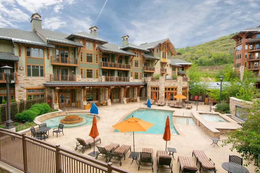 Escala Lodges by Luxury Mountain Destina hotel detail image 2