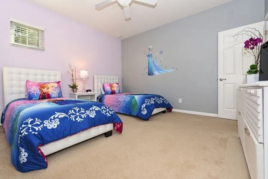 Wonderful 7-Bed Solterra Resort with Pool & Spa home hotel detail image 6