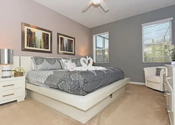 Wonderful 7-Bed Solterra Resort with Pool & Spa home hotel thumbnail 8