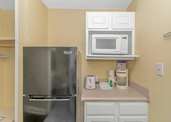 Ocean View Double Queen Suite! Sea Mist Resort 50612 - Perfect for 2-4 guests! hotel thumbnail 6