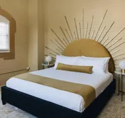 The Golden Hour Suite 201 at The Bellwether Hotel hotel detail image 4