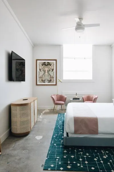 Spring Suite 106 at The Bellwether Hotel hotel detail image 6