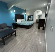 Regency Inn and Suites hotel detail image 4