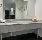 Regency Inn and Suites hotel detail image 7