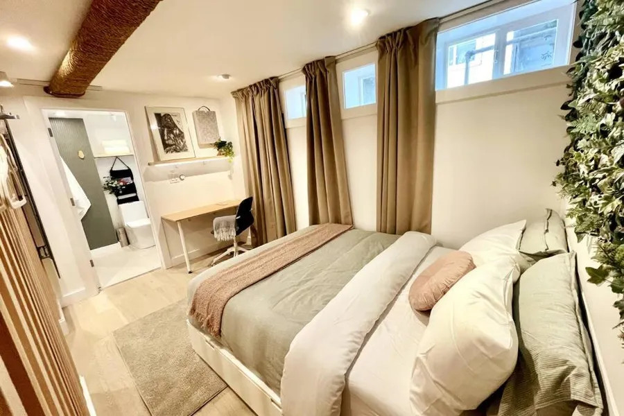 Cozy 280-sqft studio in North Capitol Hill hotel detail image 6