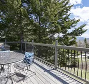 JHRL - Spacious 5 bedroom home a short walk to the base of Jackson Hole Mountain Resort hotel detail image 3