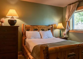 JHRL - Spacious 5 bedroom home a short walk to the base of Jackson Hole Mountain Resort hotel thumbnail 8