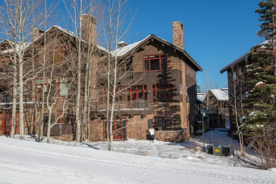 JHRL - Granite Ridge Lodge 12 - Lovely ski in ski out luxury townhome hotel detail image 2
