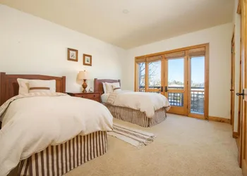 JHRL - Granite Ridge Lodge 12 - Lovely ski in ski out luxury townhome hotel thumbnail 4