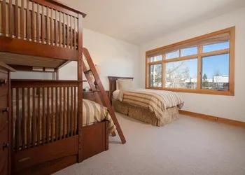 JHRL - Granite Ridge Lodge 12 - Lovely ski in ski out luxury townhome hotel thumbnail 5