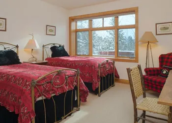 JHRL - Amazing 5-bedroom Granite Ridge Lodge #16 Hot Tub and Sweeping Views hotel thumbnail 8