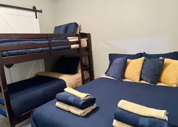 New Duplex Home in Noblesville hotel thumbnail 4
