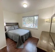 Welcoming 2 bedroom suite with private yard hotel detail image 3