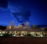 Eastern Sierra Motor lodge hotel detail image 3