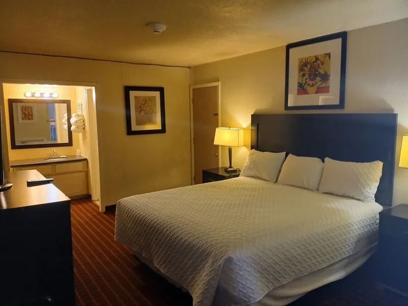 76 Family Inn hotel detail image 6