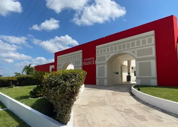 Autohotel Frances hotel thumbnail 2