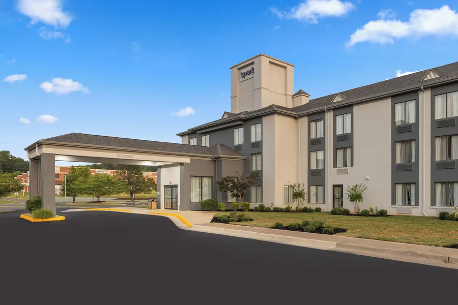 Spark by Hilton Fredericksburg Southpoint hotel detail image 6
