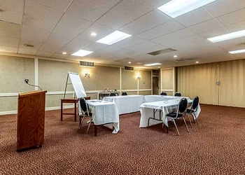 America's Best Value Inn Albert Lea hotel thumbnail 3