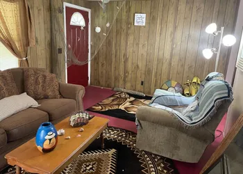 Air b/b lodge hotel thumbnail 5