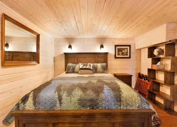 2031-Fox Lodge home hotel thumbnail 7