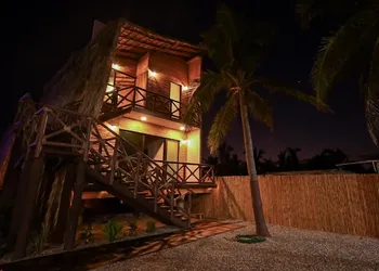 Norock Club and Beach hotel thumbnail 3