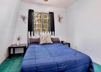 2028 - Whiskey Mountain Lodge home hotel thumbnail 2