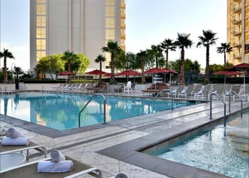 Luxury Studio MGM Signature Best Location Lazy River No Resort Fee hotel thumbnail 3
