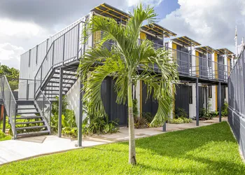 Containers Bacalar hotel thumbnail 3