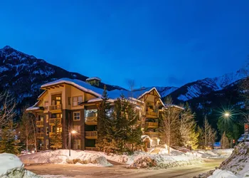 3Bd 3Ba Summit Lodge Ski In I HOTTUB hotel thumbnail 2