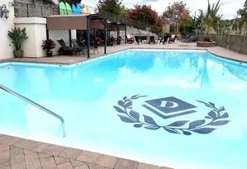 D'monaco Resorts at table rock lake hotel thumbnail 2