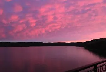 D'monaco Resorts at table rock lake hotel thumbnail 6