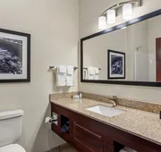 Cobblestone Hotel & Suites - Lynden hotel detail image 7