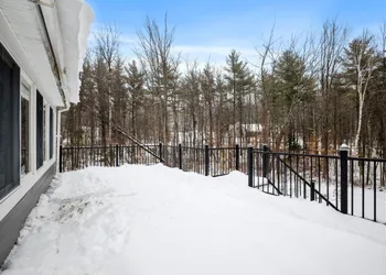 Quiet Gilford Home with Hot tub - Winnipesaukee! hotel thumbnail 5