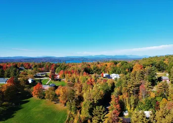Quiet Gilford Home with Hot tub - Winnipesaukee! hotel thumbnail 6