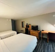 Sauk River Inn & Suites, a Travelodge by Wyndham hotel detail image 3