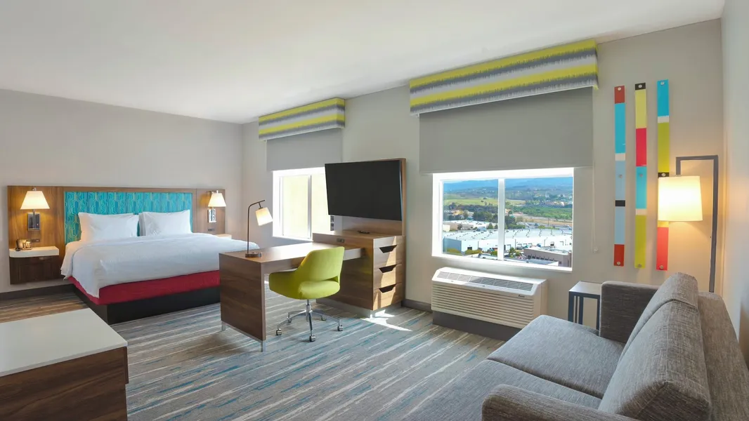 Hampton Inn By Hilton Santa Clarita-Valencia hotel detail image 2