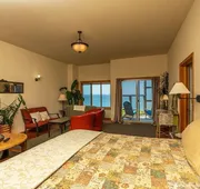 Turtle Rocks Oceanfront Inn hotel detail image 4